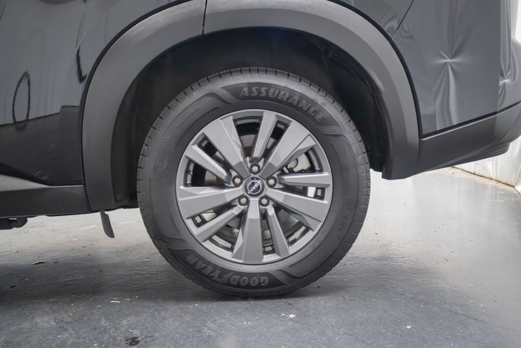 Used 2024 Nissan Pathfinder SV AWD/4WD image 8