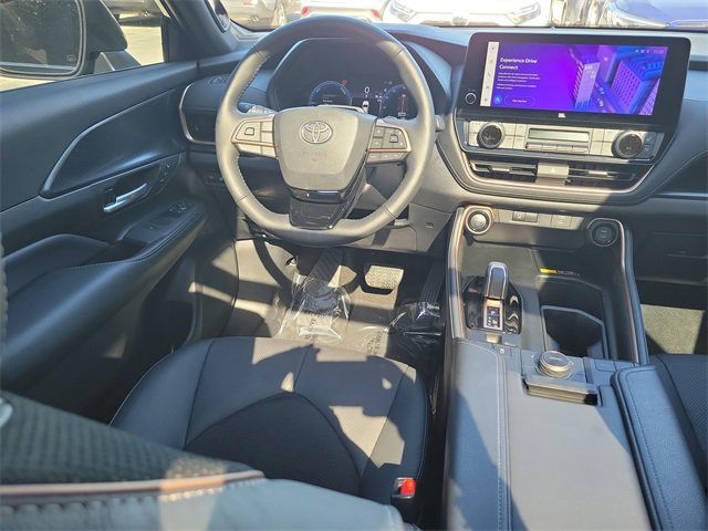 Used 2025 Toyota Grand Highlander AWD Hybrid image 8