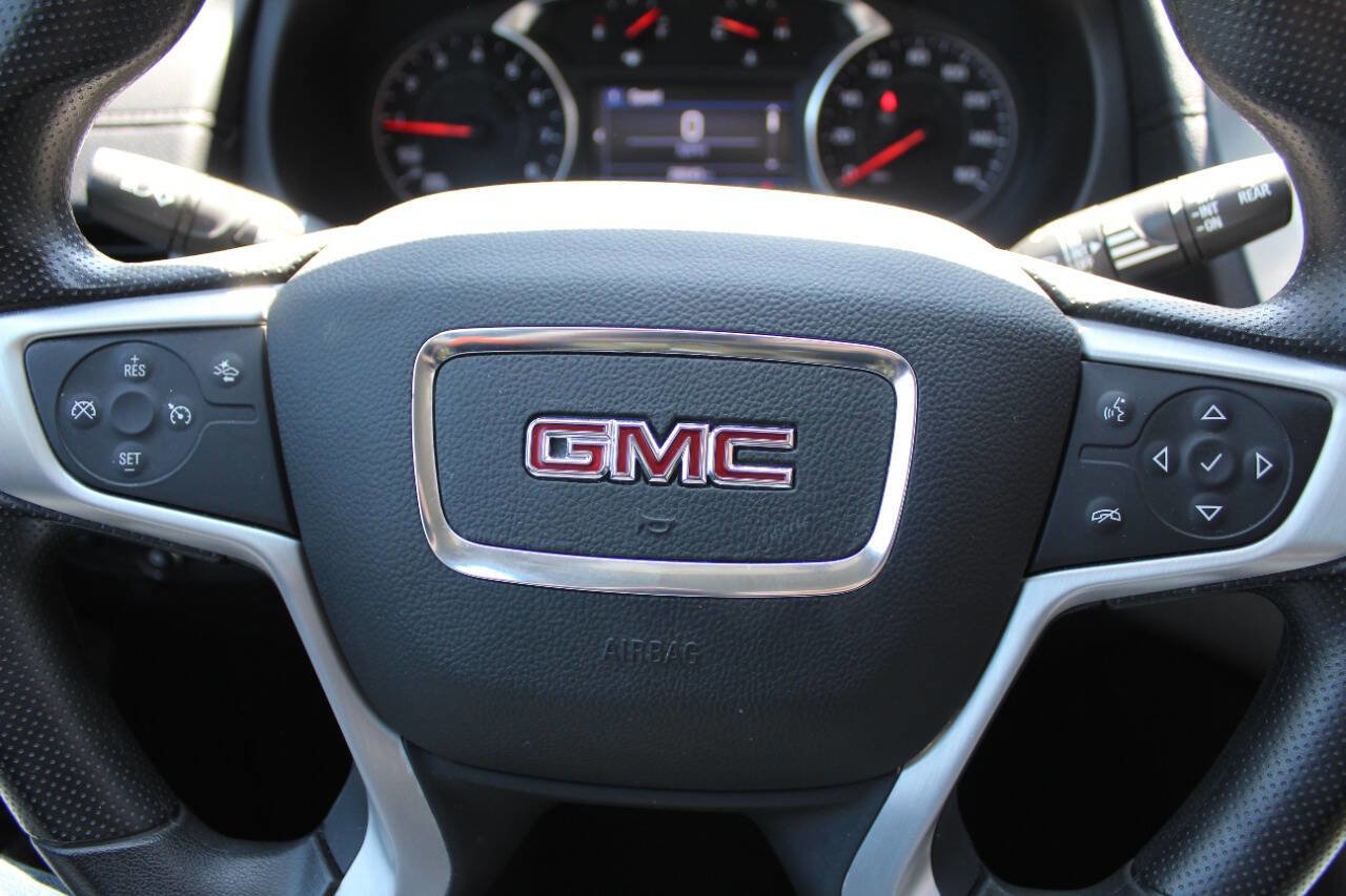 Used 2024 GMC Terrain SLE AWD/4WD image 12