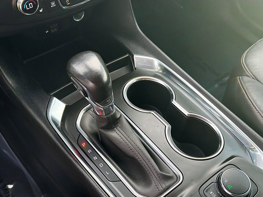 Used 2021 Chevrolet Traverse RS image 29