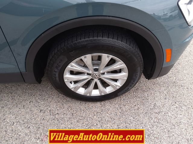 Used 2019 Volkswagen Tiguan S image 14