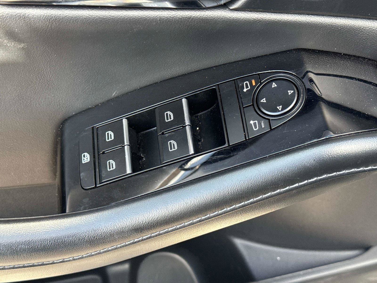 Certified 2025 MAZDA CX-30 AWD 2.5 S w/ Preferred Package image 17