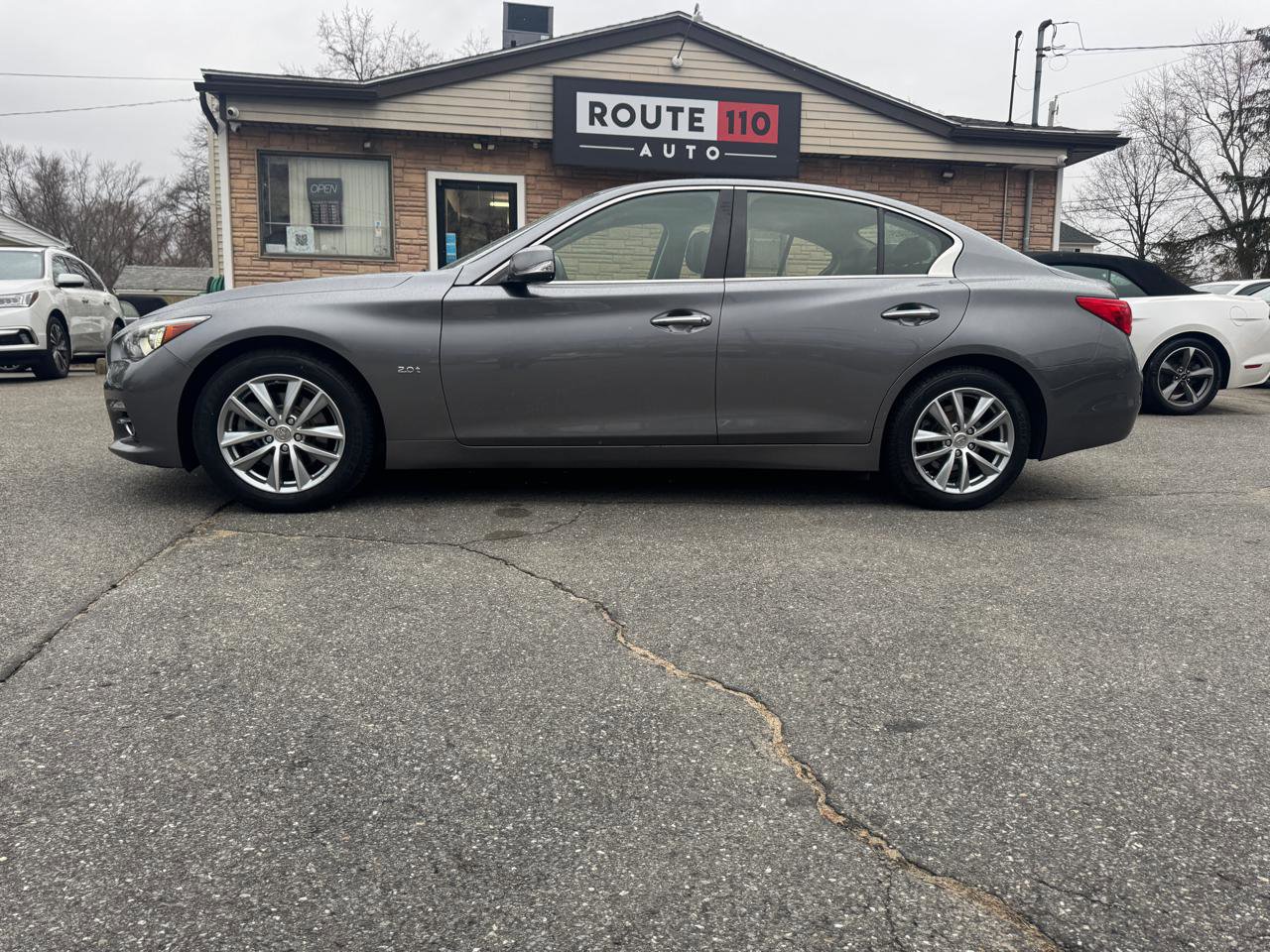Used 2016 INFINITI Q50 Premium RWD image 14