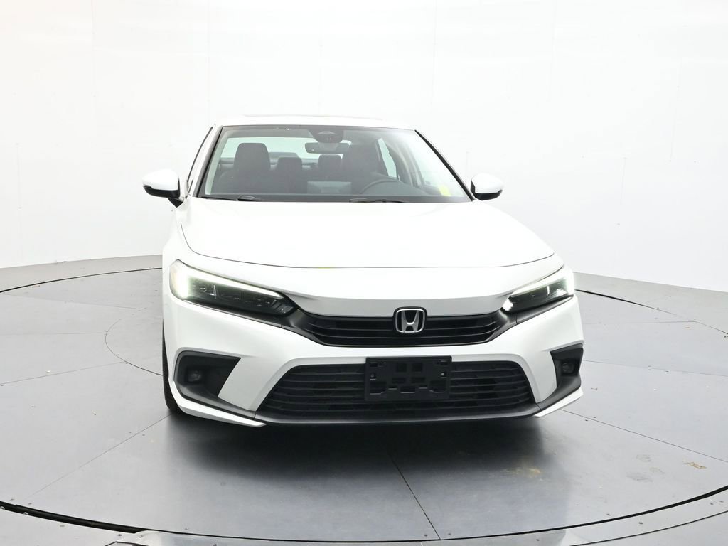 Used 2023 Honda Civic Touring image 2