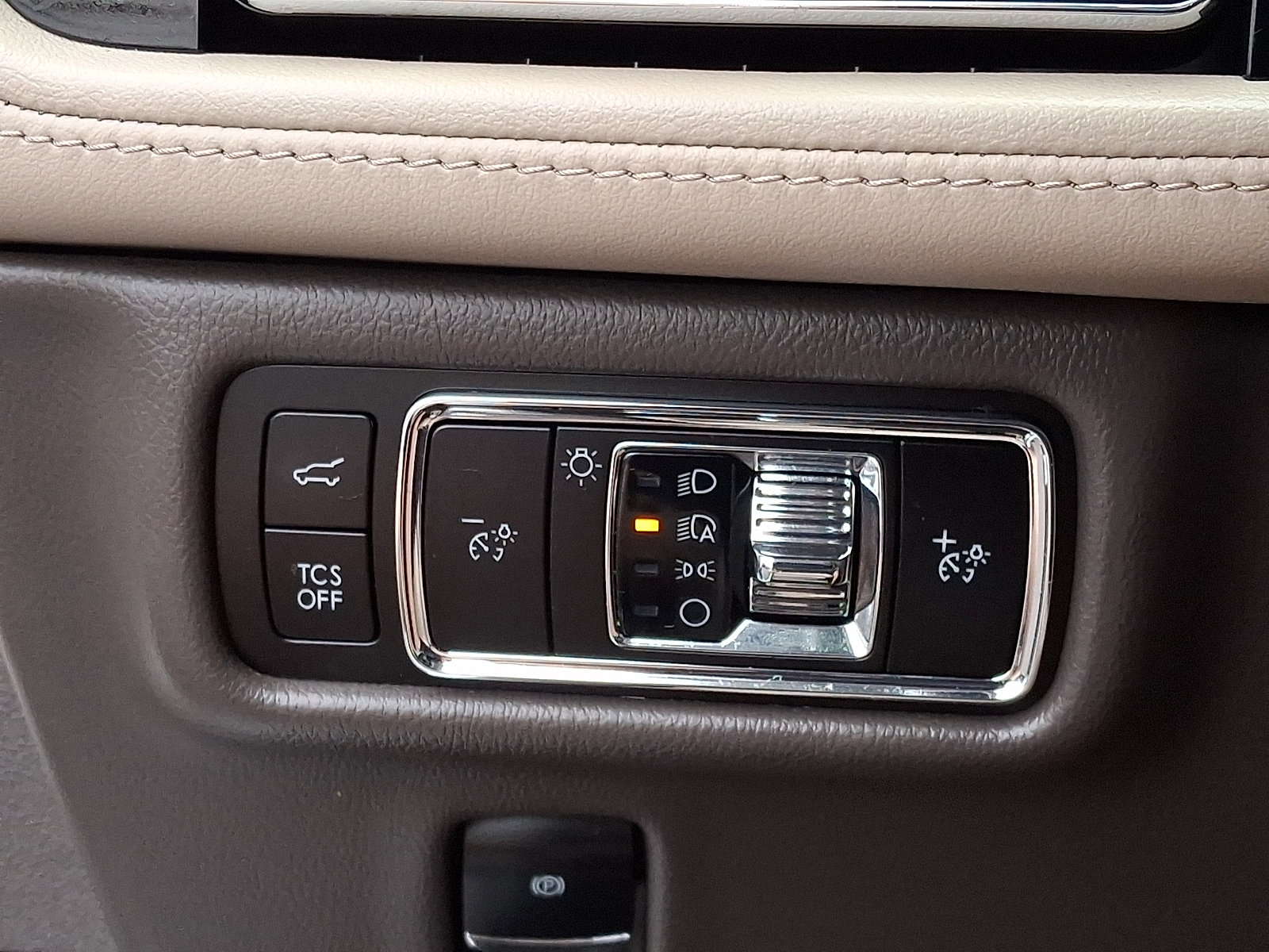 Certified 2023 Lincoln Nautilus Reserve AWD/4WD image 28