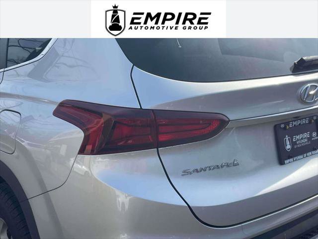 Used 2019 Hyundai Santa Fe SE image 9