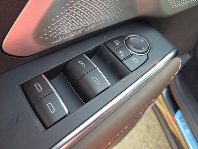 New 2026 GMC Acadia Denali Ultimate AWD/4WD image 29