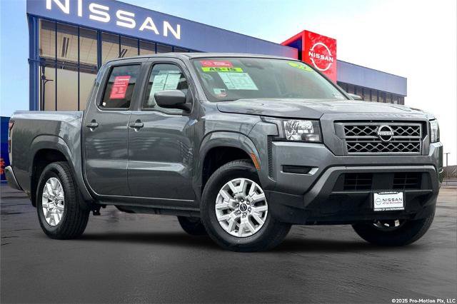 Certified 2023 Nissan Frontier SV w/ Tow Package image 1