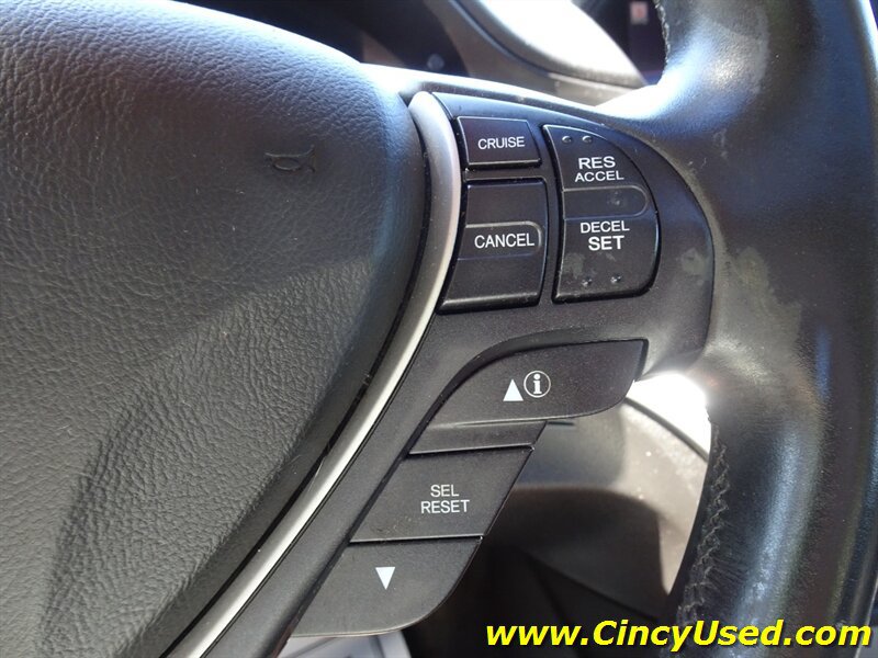 Used 2014 Acura ILX w/ Technology Package FWD image 23