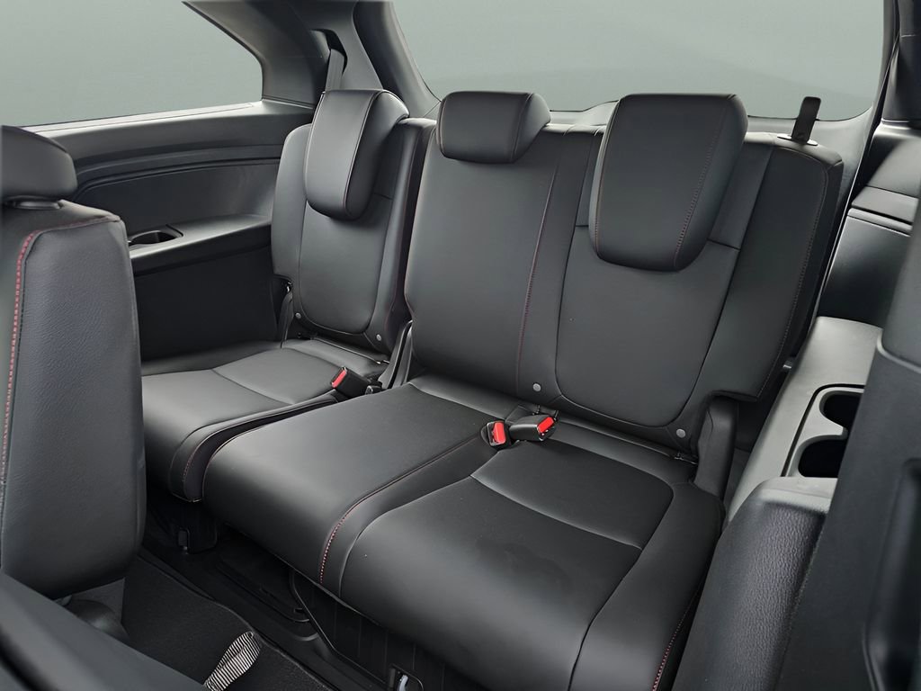 Used 2025 Honda Odyssey Sport-L image 13