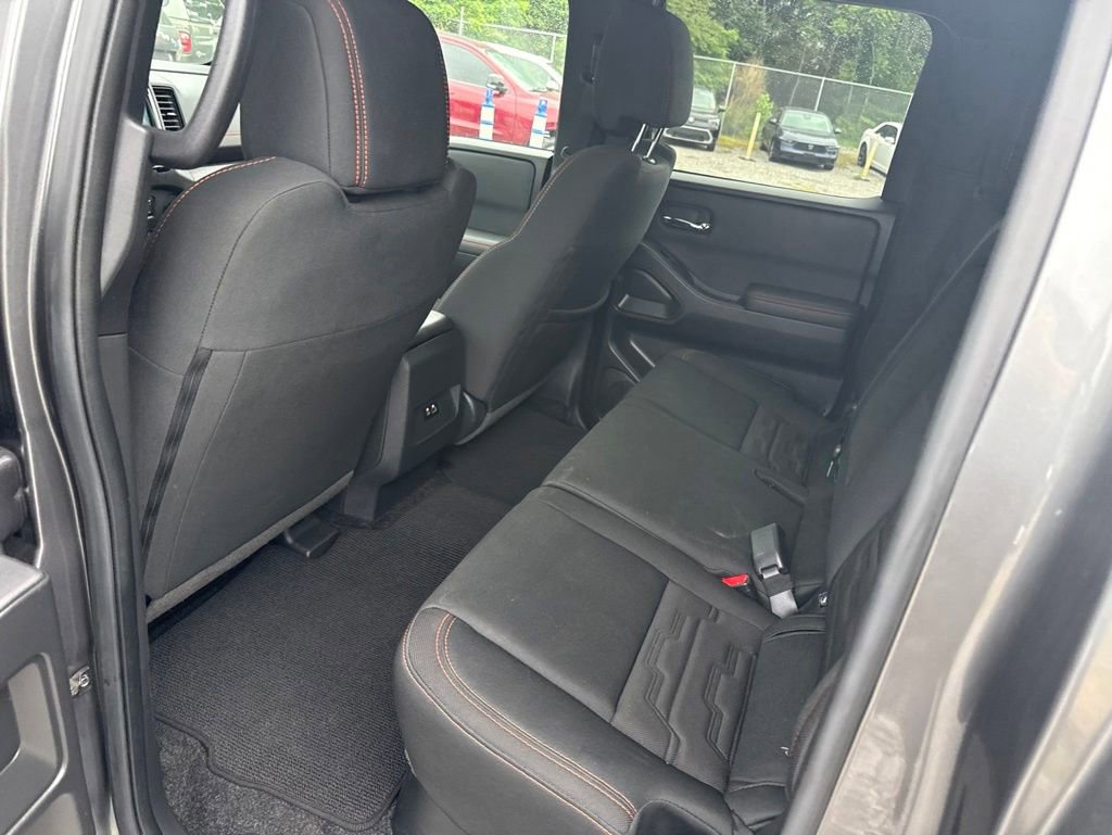 Used 2024 Nissan Frontier PRO-4X AWD/4WD image 11
