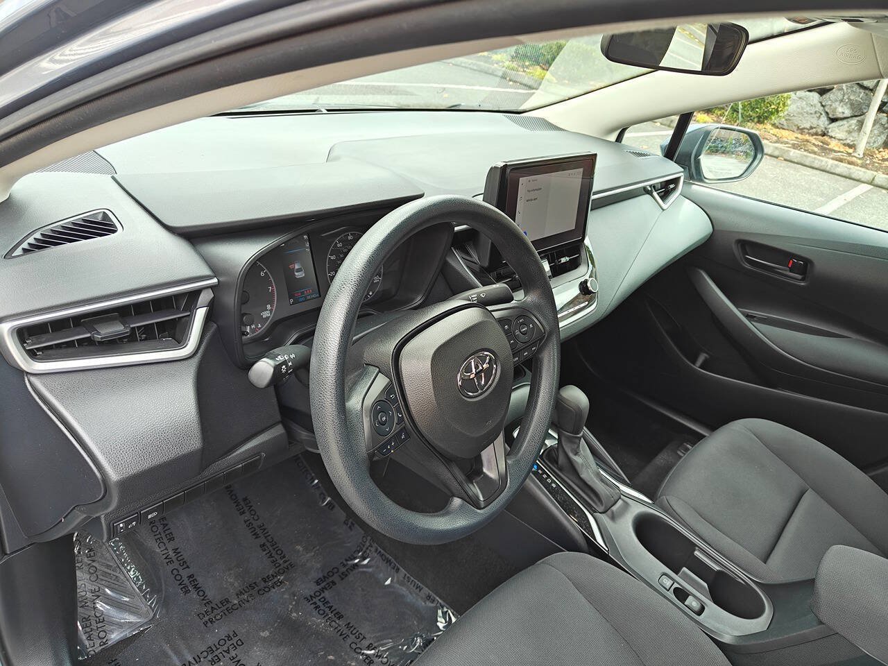 Used 2023 Toyota Corolla LE FWD image 16