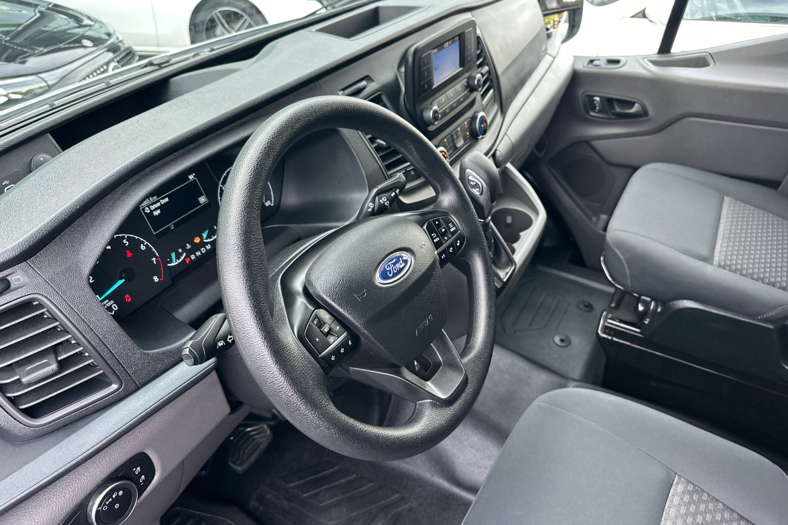 Used 2025 Ford Transit 250 Low Roof w/ Exterior Upgrade Package RWD image 10