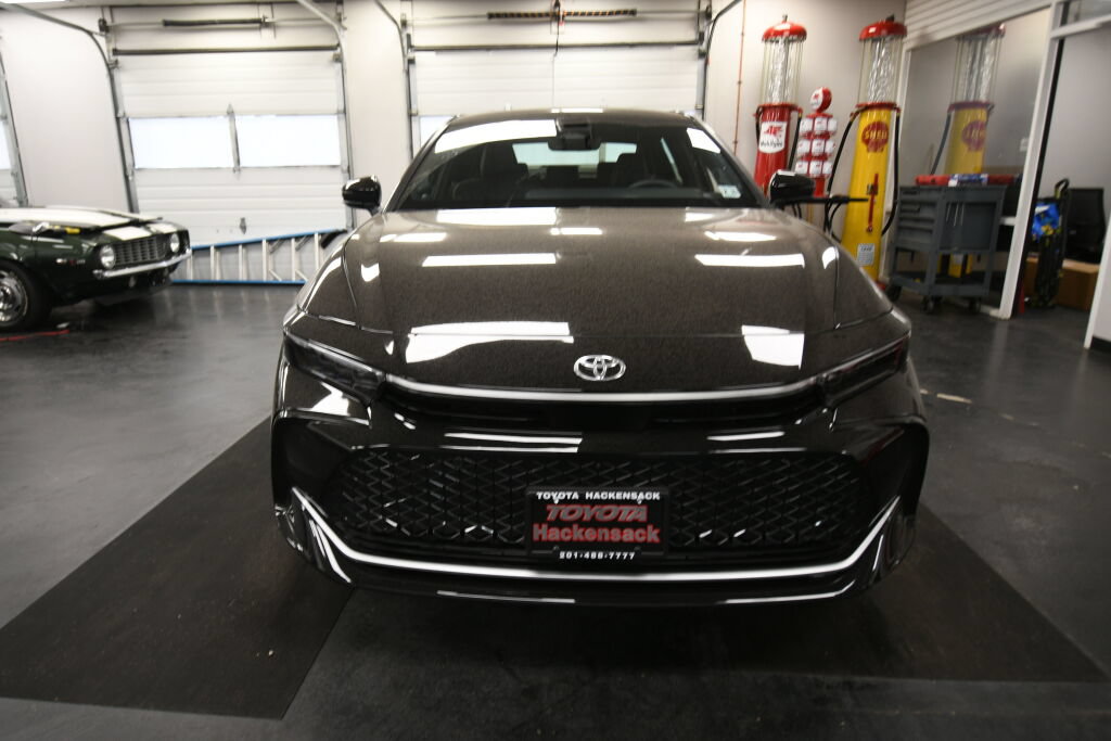 Used 2026 Toyota Crown w/ Advanced Technology Package AWD/4WD image 2