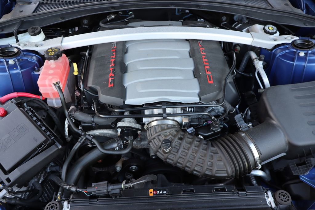 Used 2023 Chevrolet Camaro LT w/ RS Package image 29