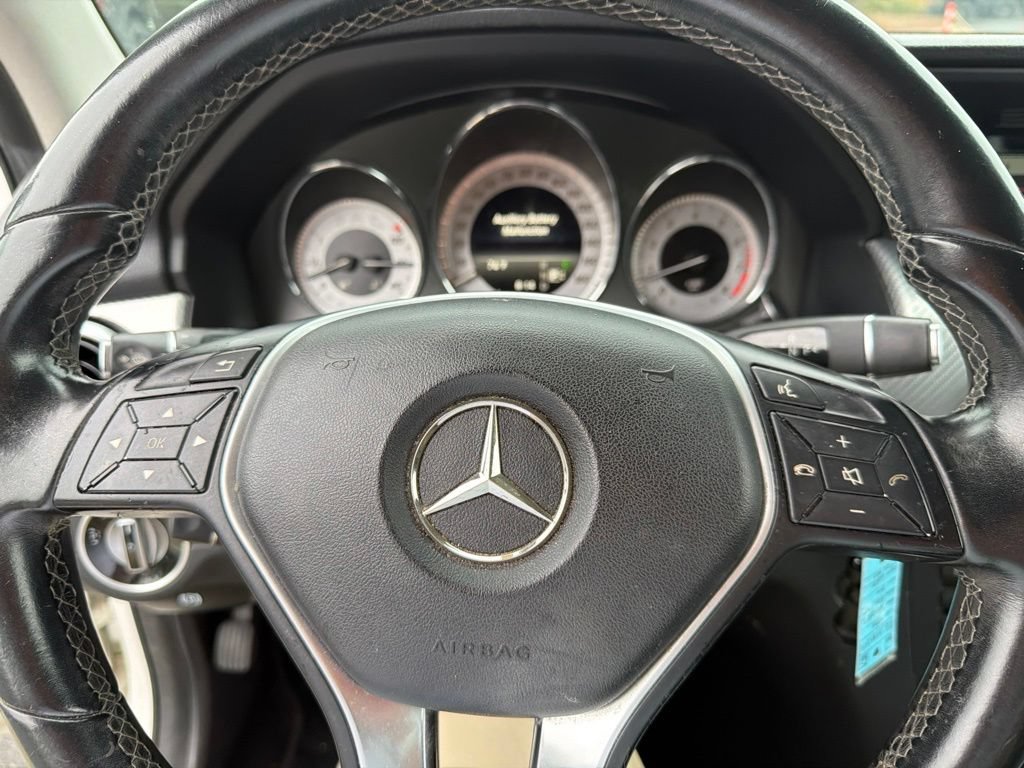 Used 2015 Mercedes-Benz GLK 350 2WD image 4