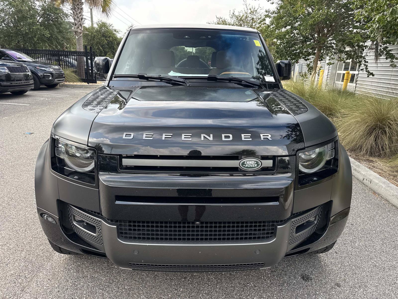 Certified 2024 Land Rover Defender 110 Carpathian Edition AWD/4WD image 8