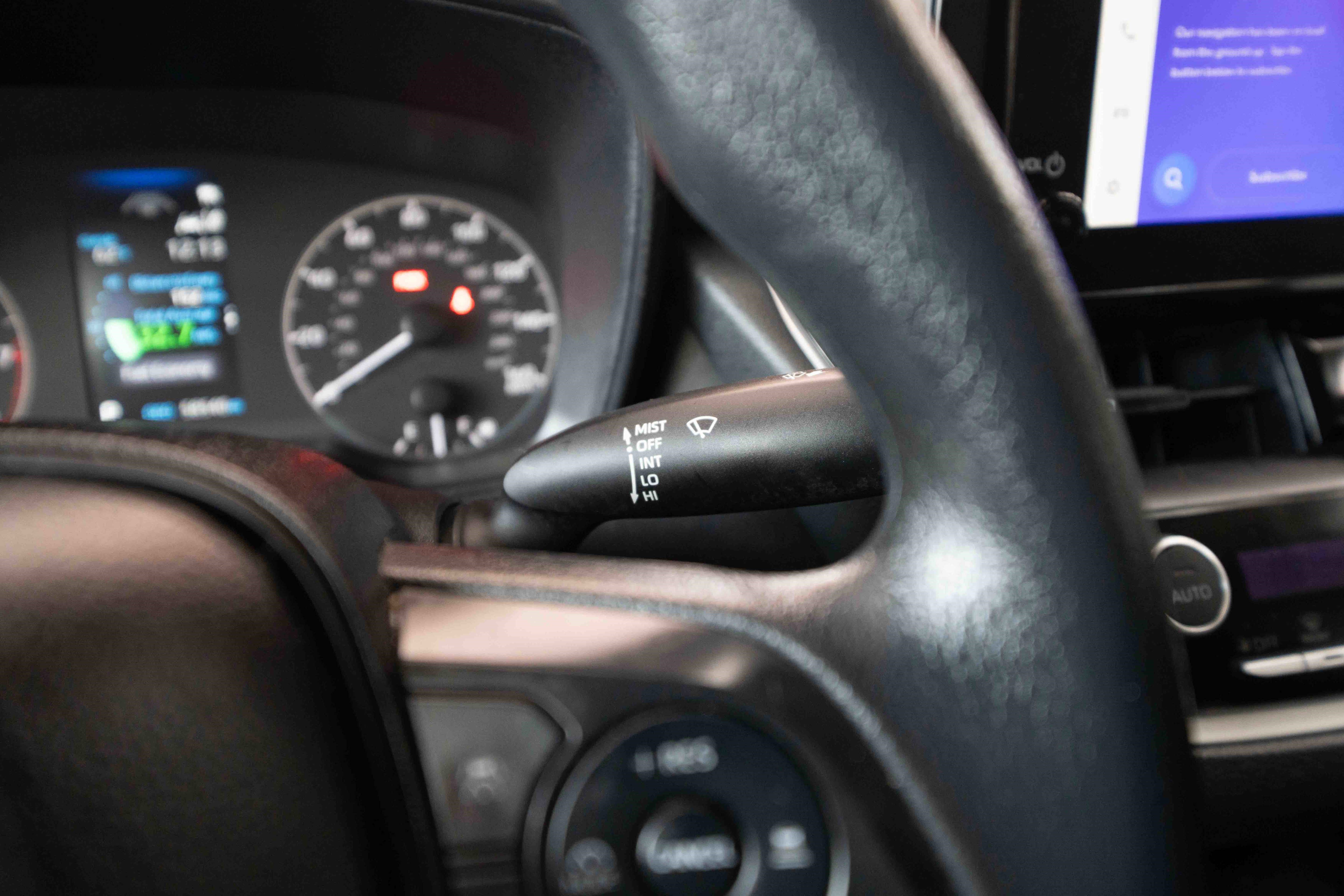 Used 2024 Toyota Corolla LE image 14