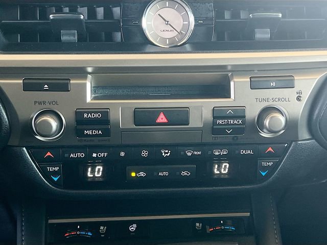 Used 2018 Lexus ES 350 w/ Navigation System Package image 23