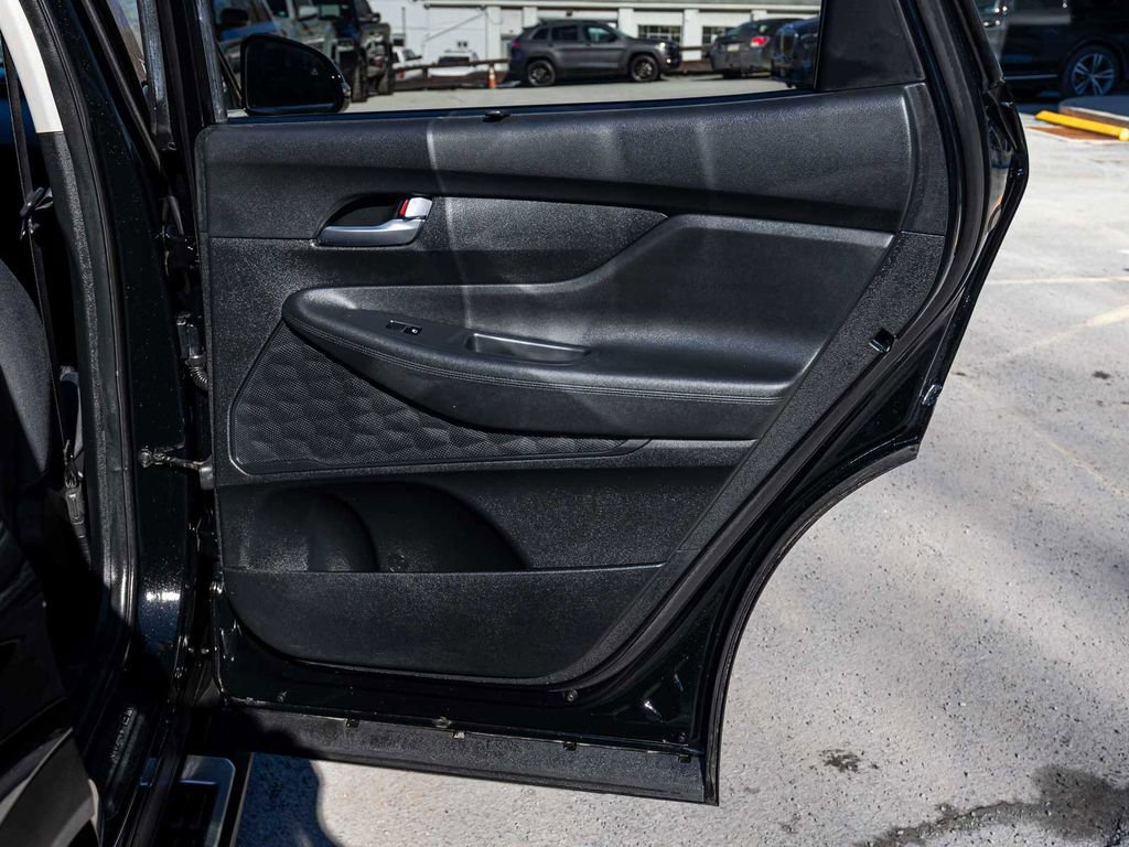 Used 2022 Hyundai Santa Fe XRT image 15