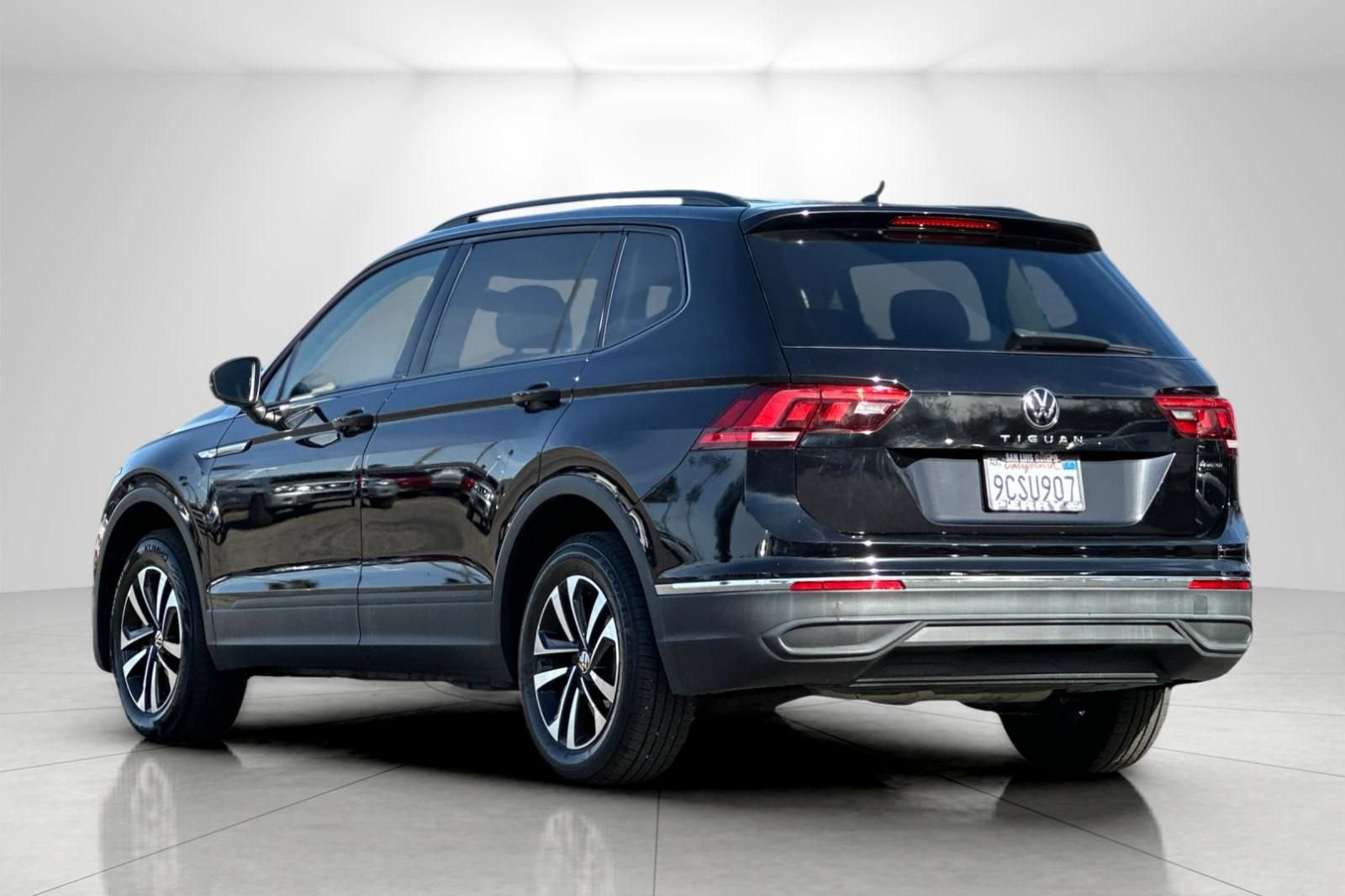 Used 2022 Volkswagen Tiguan S AWD/4WD image 5