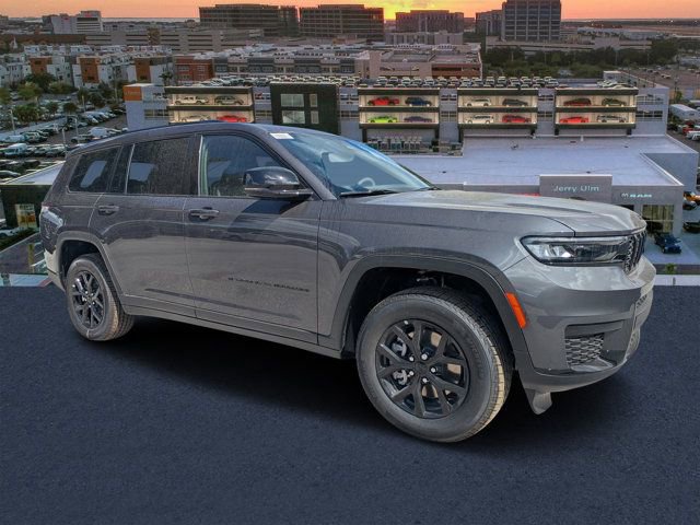 New 2025 Jeep Grand Cherokee L Altitude AWD/4WD image 1