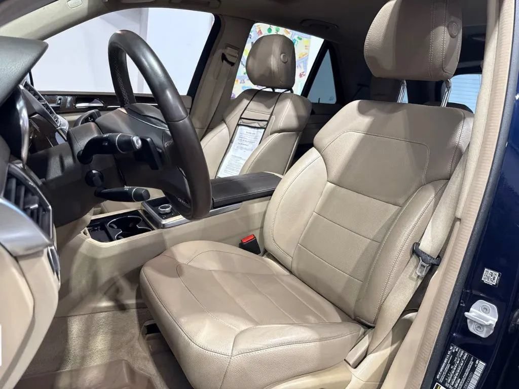 Used 2014 Mercedes-Benz ML 350 BlueTEC 4MATIC image 24