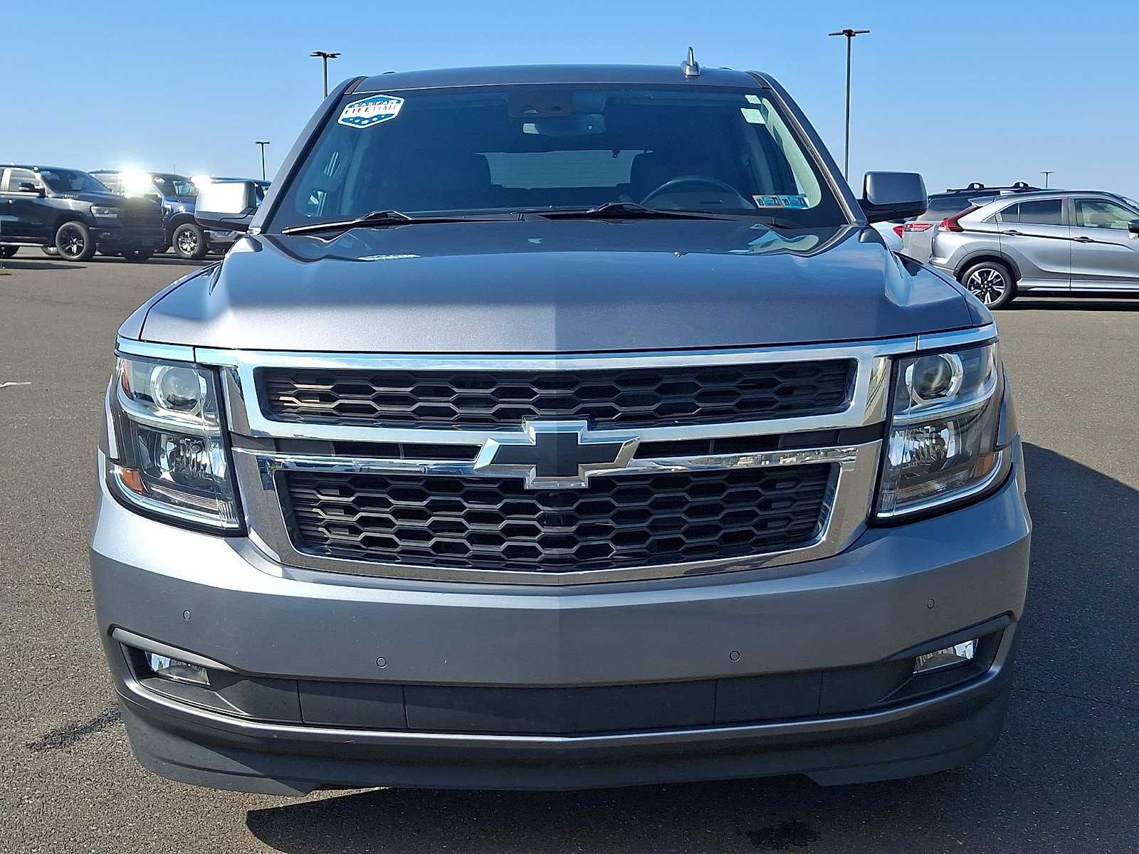 Used 2020 Chevrolet Tahoe LT w/ Luxury Package AWD/4WD image 2