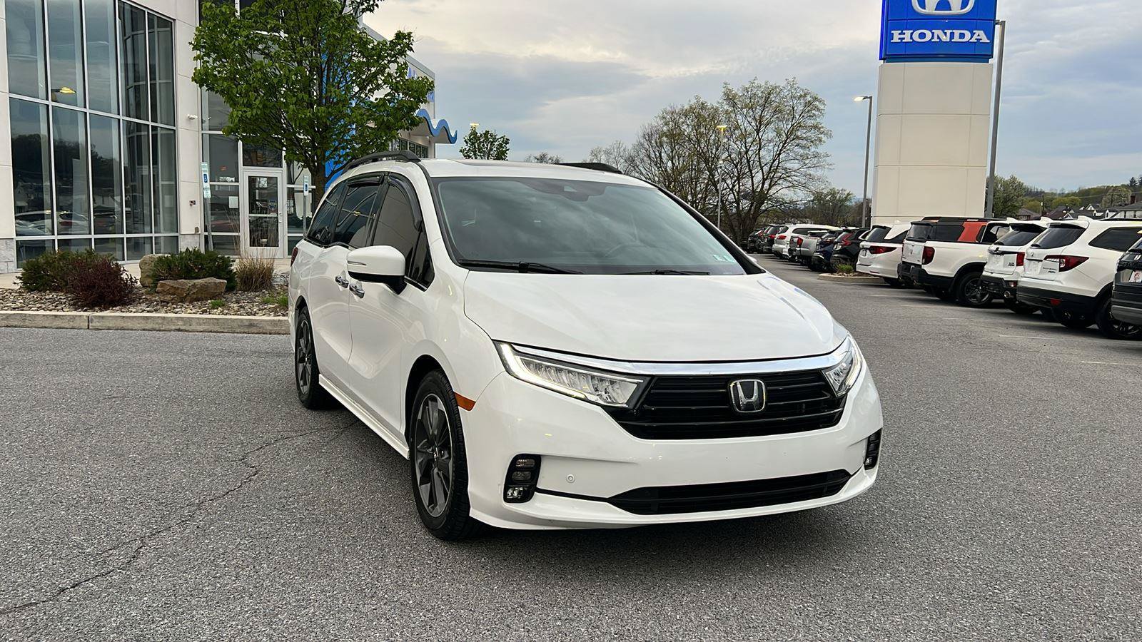 Used 2022 Honda Odyssey Elite