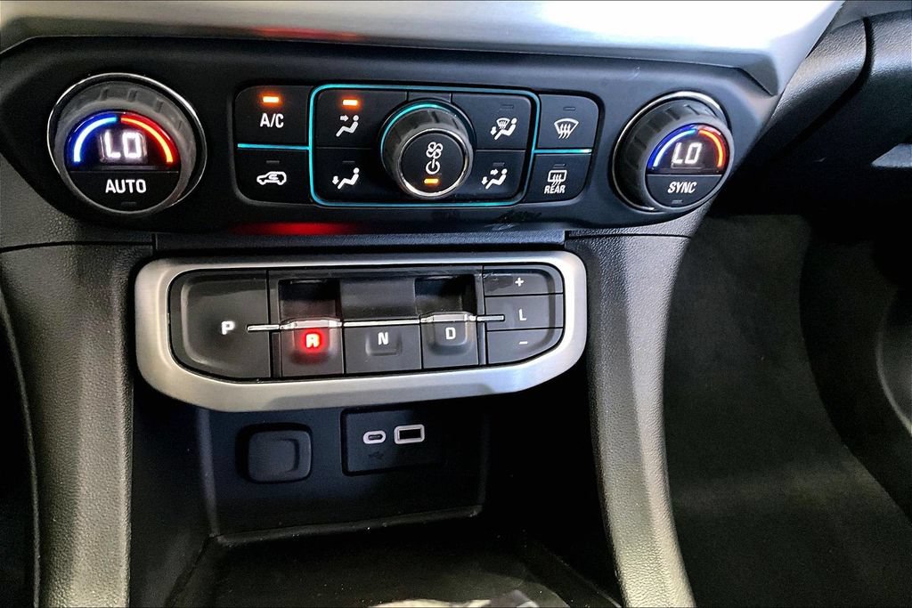 Used 2023 GMC Acadia SLE w/ Driver Convenience Package FWD image 15