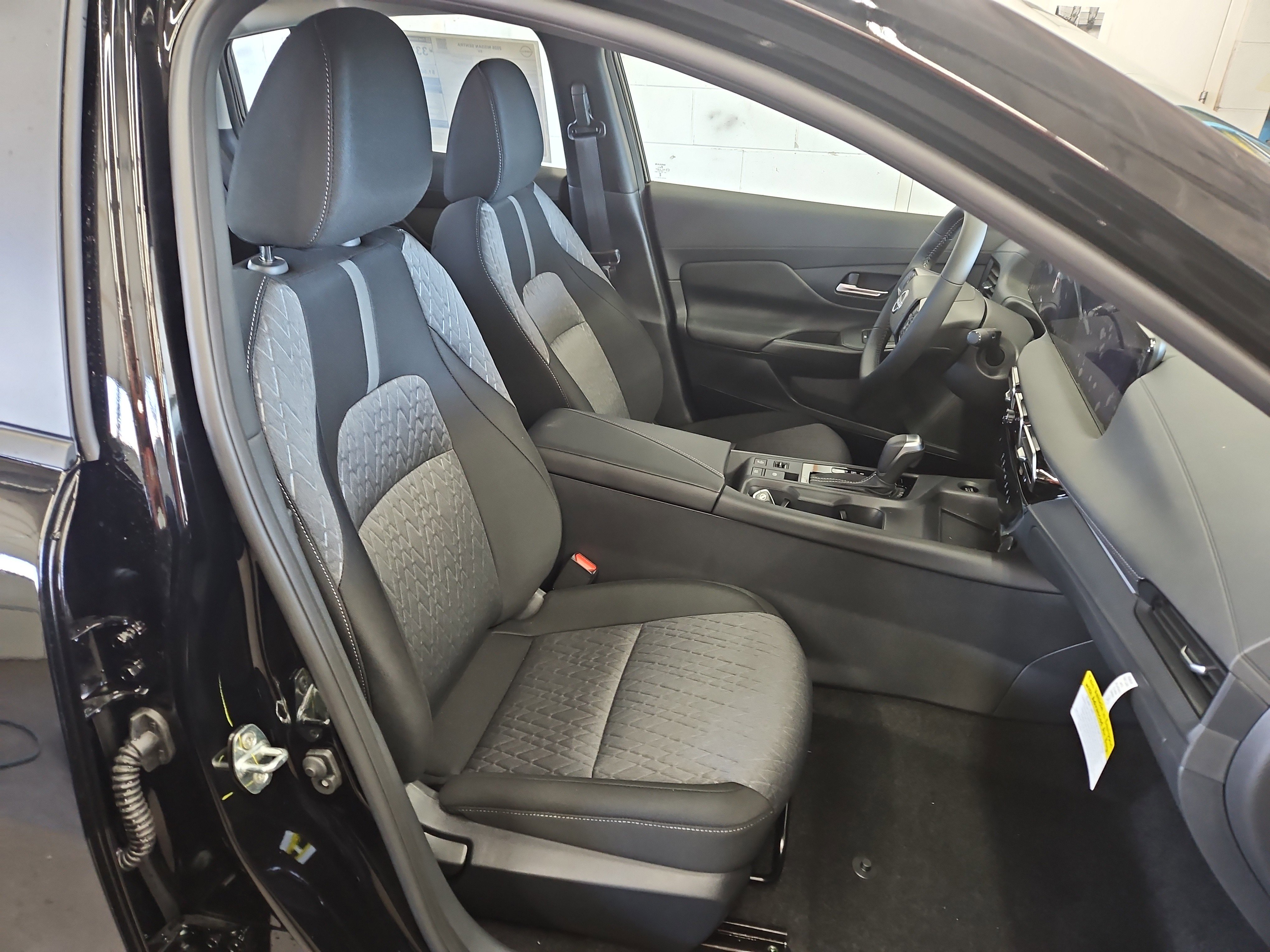 New 2026 Nissan Sentra SV w/ SV Convenience Package FWD image 9