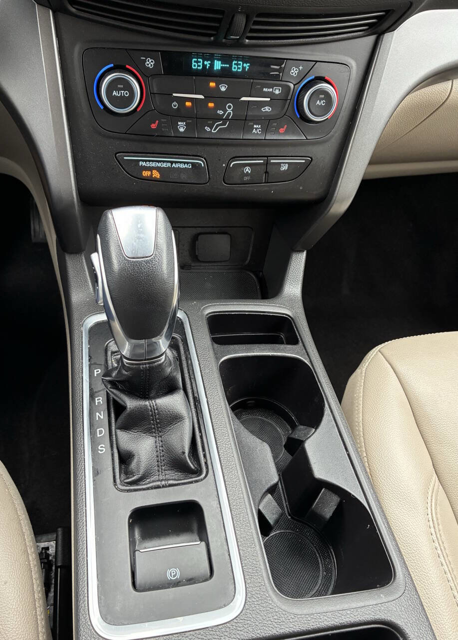 Used 2018 Ford Escape SEL w/ Ford Safe & Smart Package image 24