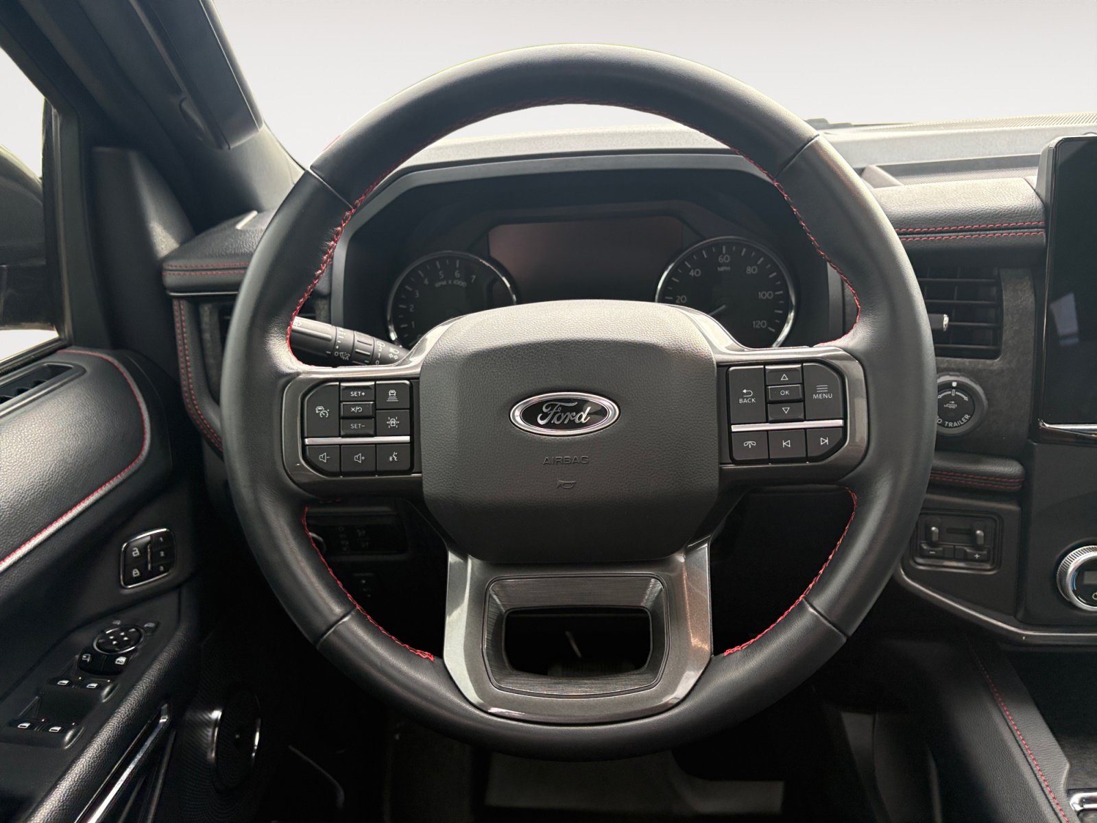 Used 2023 Ford Expedition Limited RWD image 14