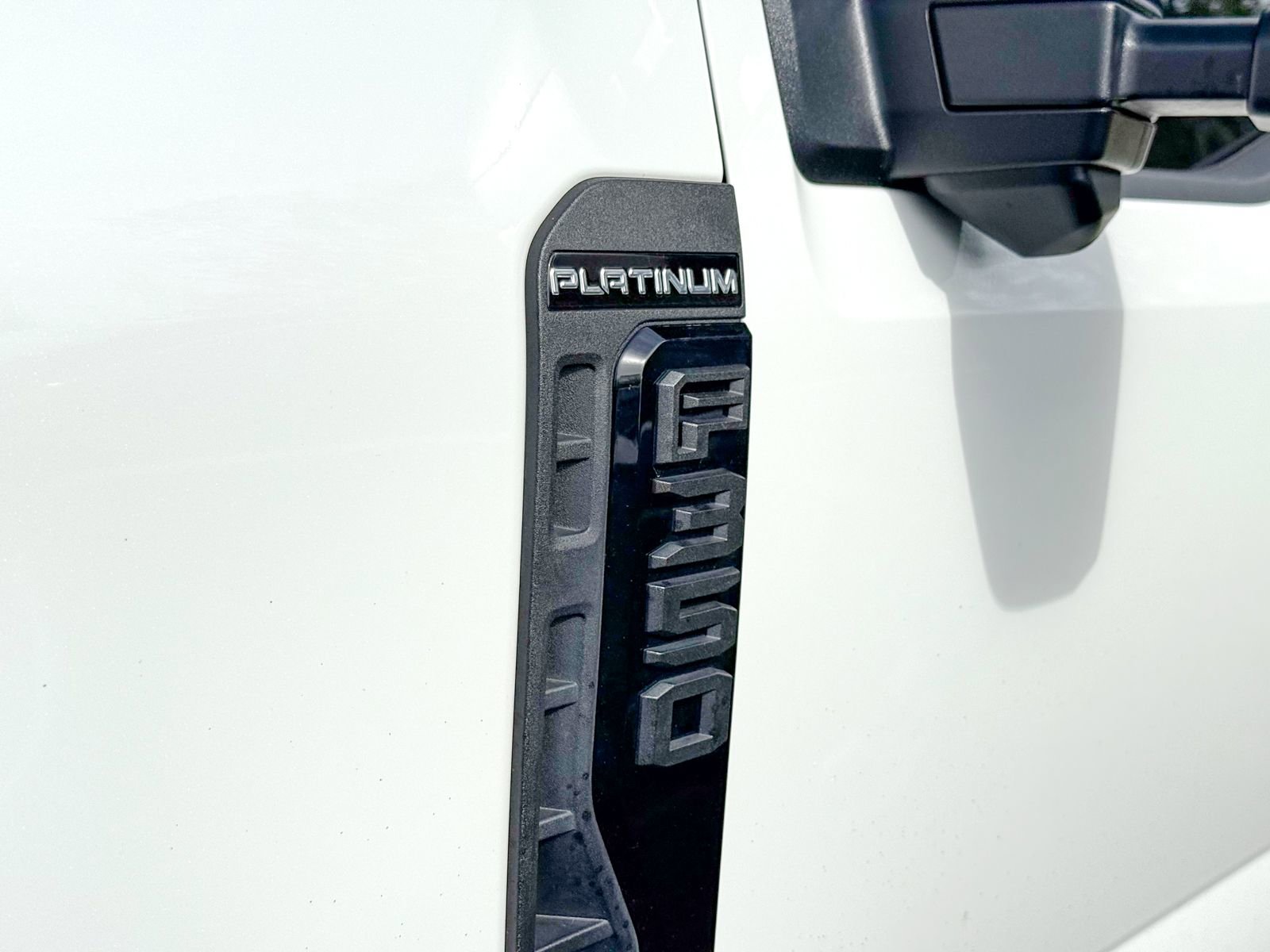 Used 2025 Ford F350 Platinum AWD/4WD image 9