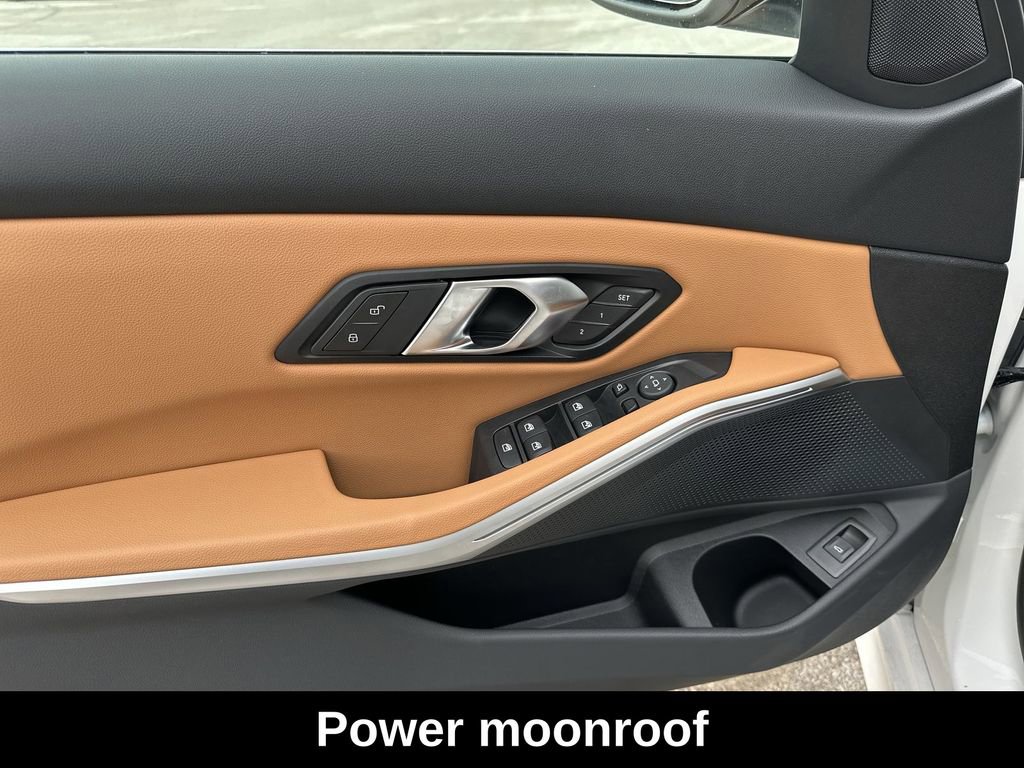 Used 2025 BMW 330i xDrive Sedan w/ M Sport Package image 17