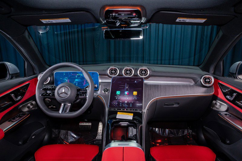 Certified 2026 Mercedes-Benz GLC 300 image 27