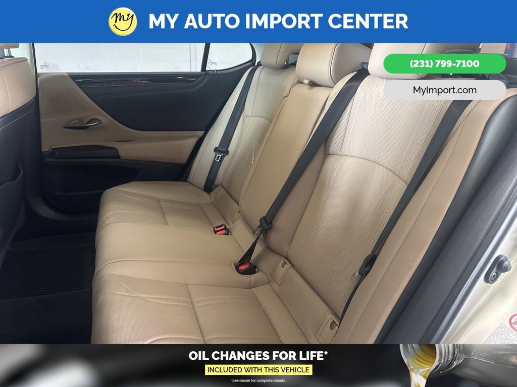 Used 2019 Lexus ES 350 Luxury w/ Accessory Package 2 image 27