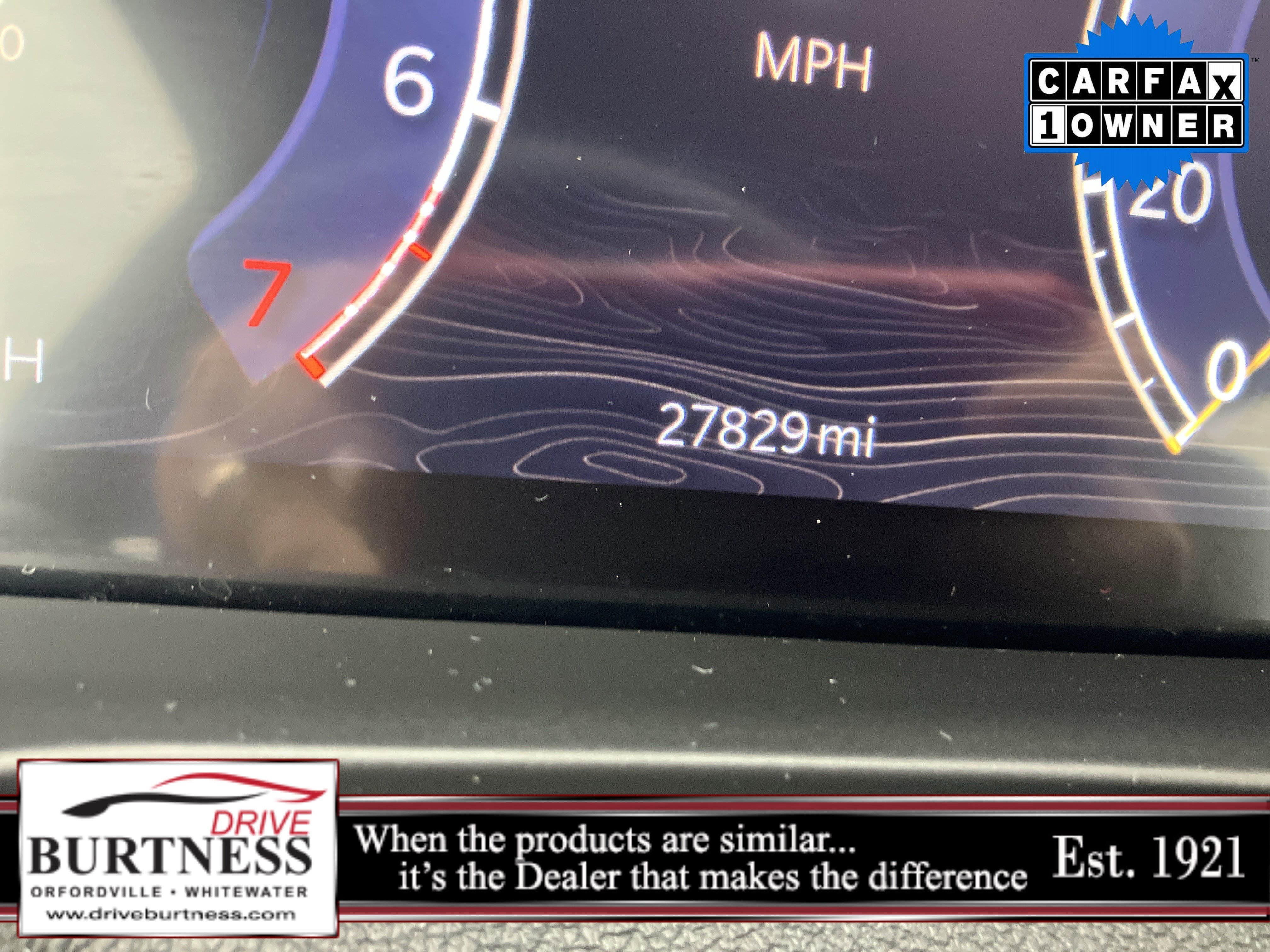 Used 2023 Jeep Grand Cherokee Limited w/ Black Appearance Package image 25