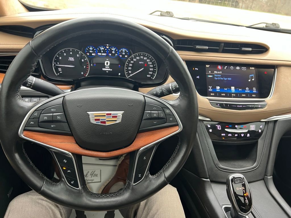 Used 2017 Cadillac XT5 Platinum w/ Driver Assist Package image 36