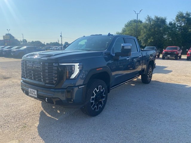 New 2025 GMC Sierra 2500 Denali Ultimate image 2