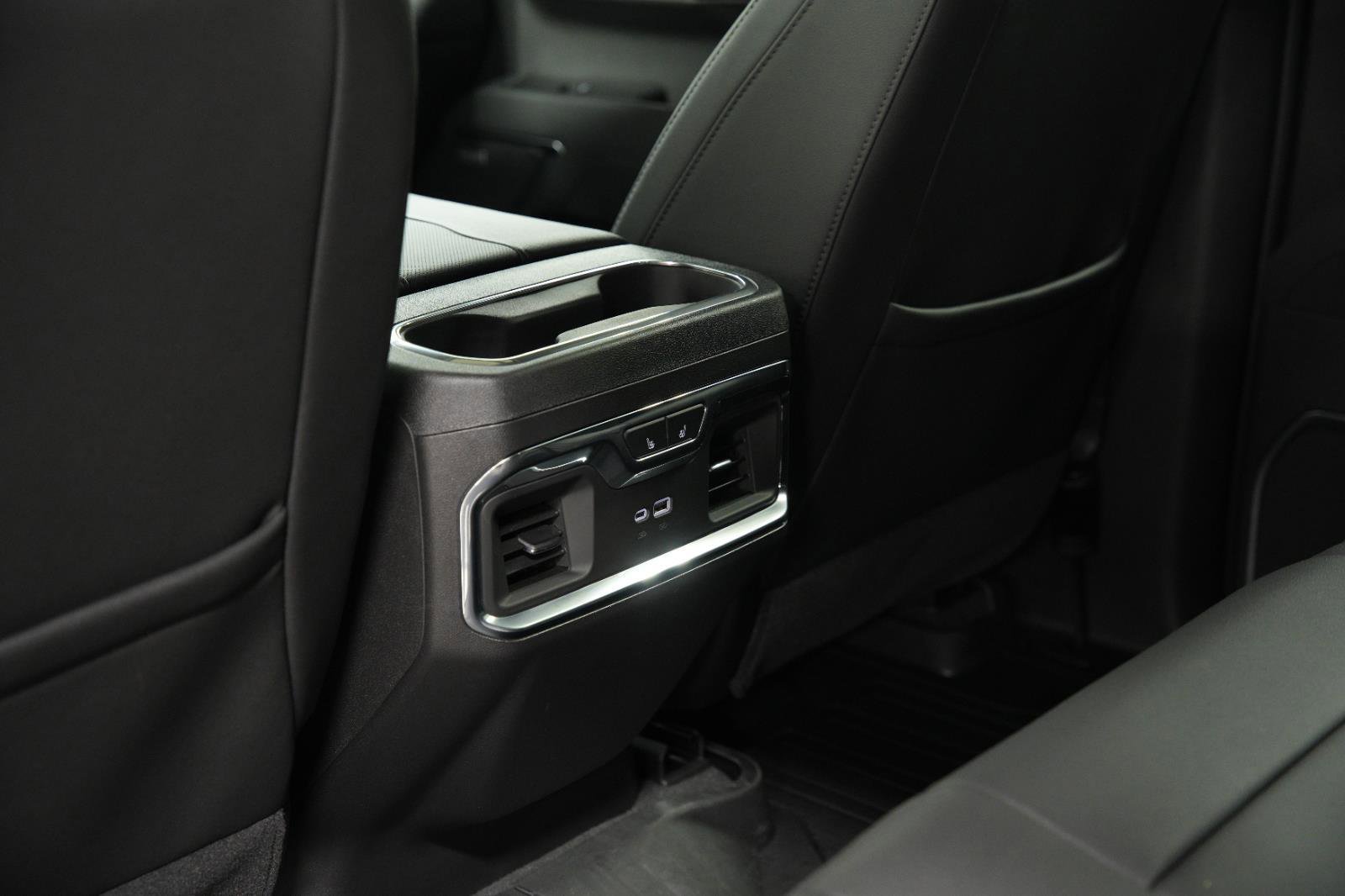 Used 2026 GMC Sierra 1500 SLT w/ SLT Premium Plus Package image 20