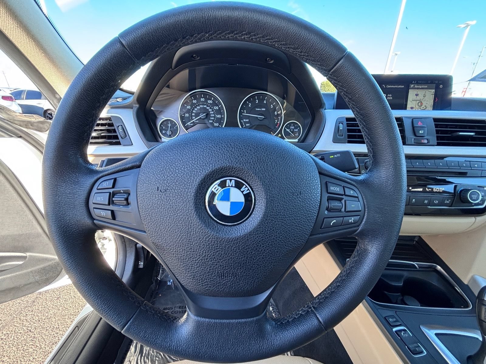 Used 2018 BMW 320i xDrive Sedan AWD/4WD image 23