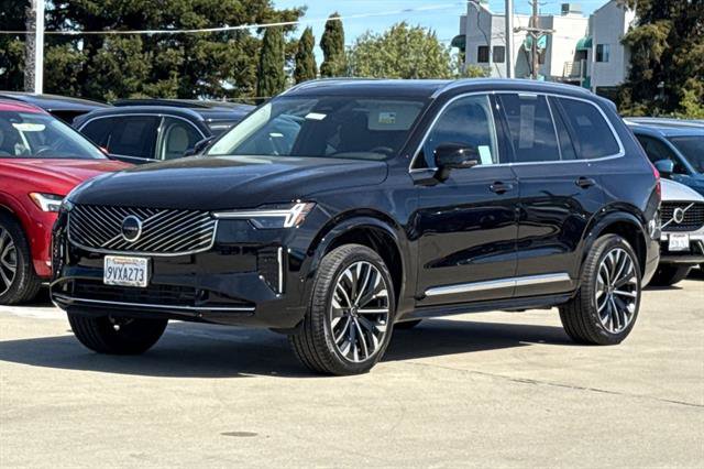 Used 2026 Volvo XC90 B5 Plus w/ Protection Package Premier AWD/4WD image 7