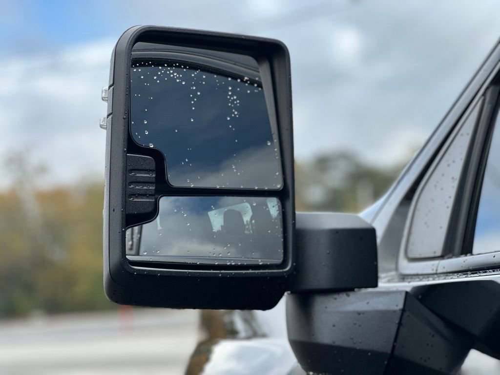 Used 2023 Chevrolet Silverado 3500 LT w/ Convenience Package image 15