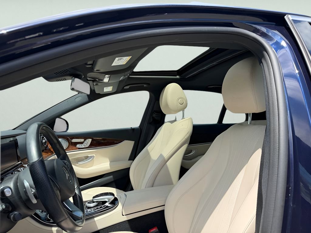 Used 2017 Mercedes-Benz E 300 4MATIC image 21