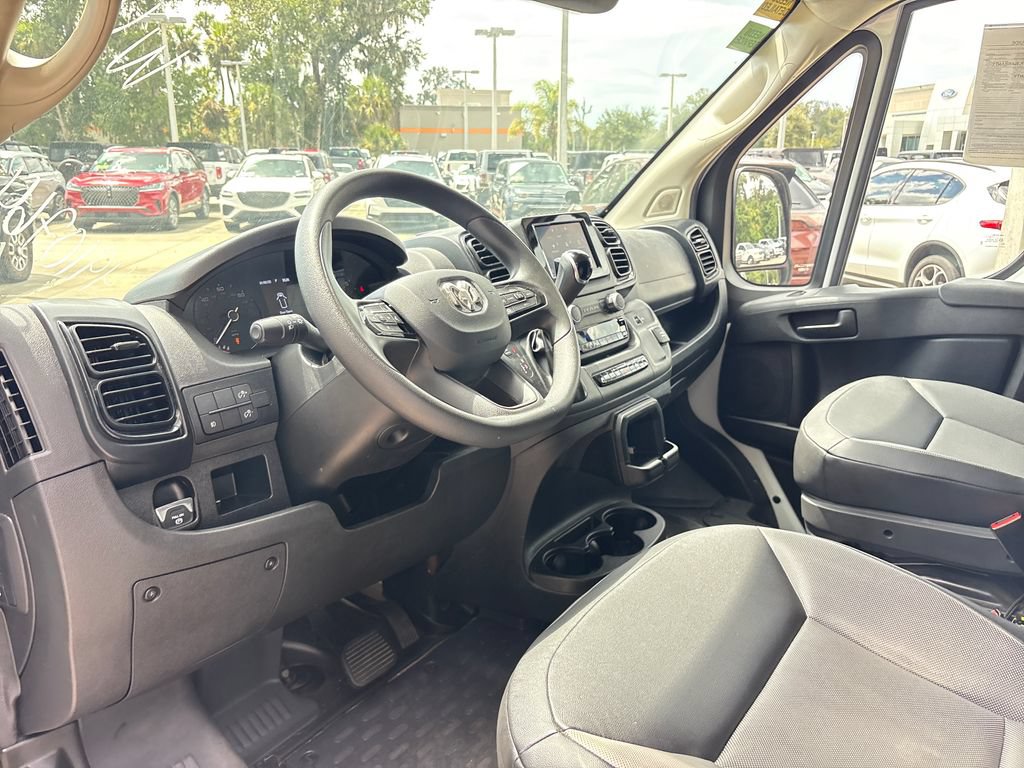 Used 2025 RAM ProMaster 2500 w/ Convenience Group FWD image 6