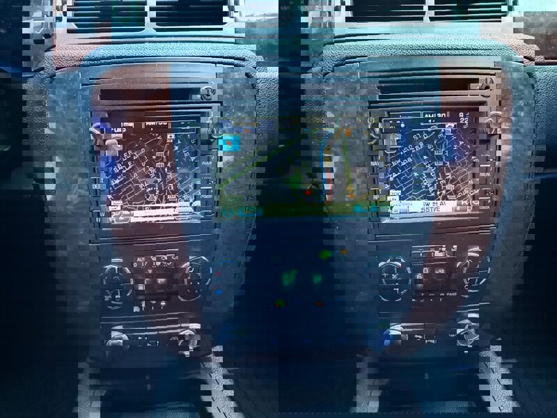 Used 2007 Chevrolet Silverado 3500 LTZ w/ Suspension Package, Off-Road image 18