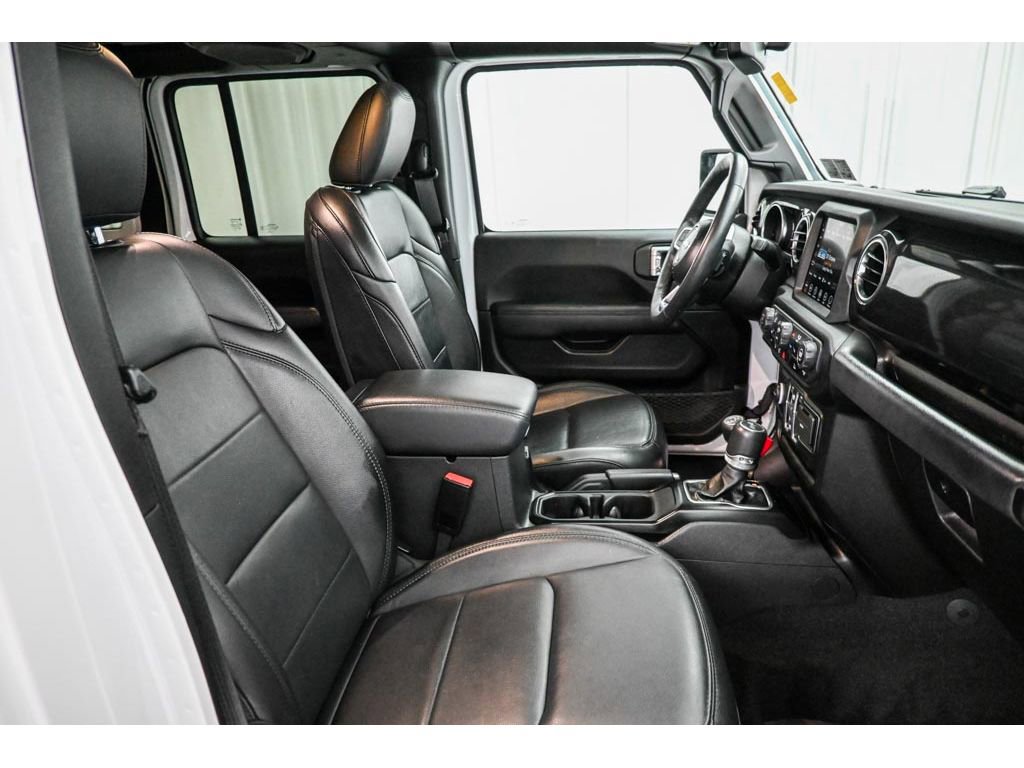 Used 2023 Jeep Wrangler Unlimited Sahara image 15