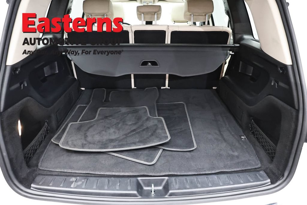 Used 2021 Mercedes-Benz GLB 250 4MATIC image 9