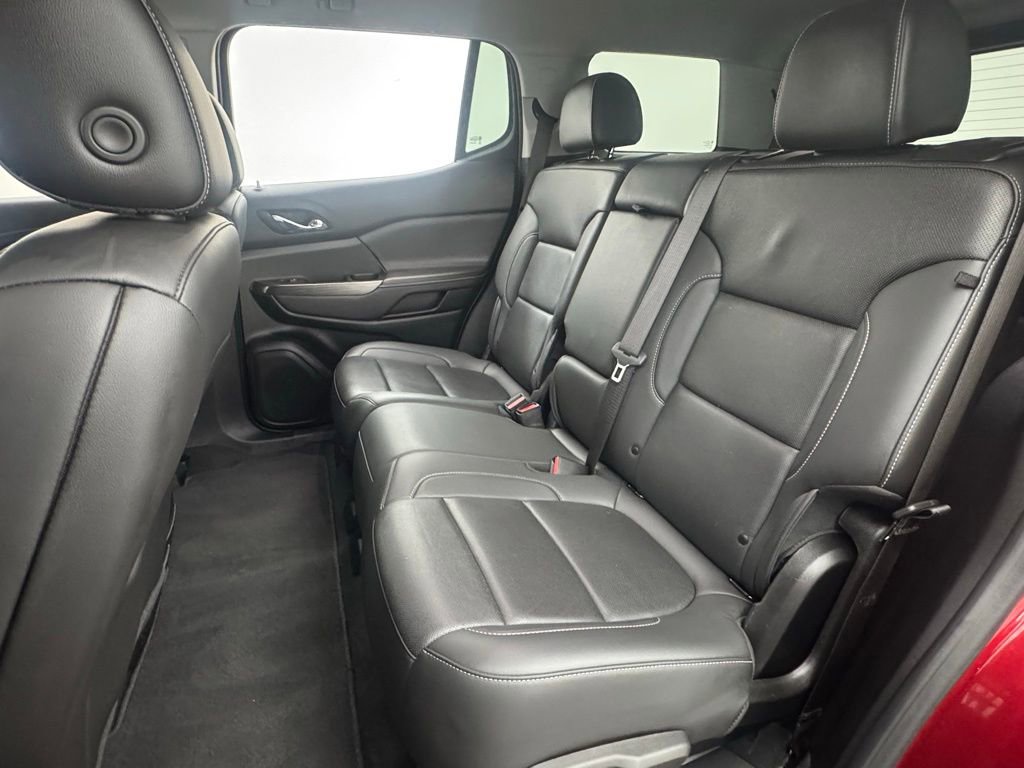 Used 2023 GMC Acadia SLT image 44